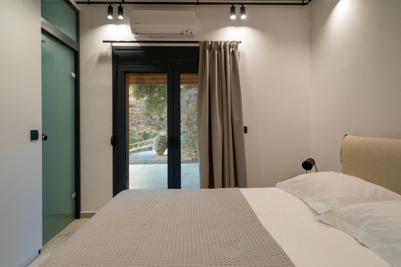 Celine Private Residences Léntas エクステリア 写真