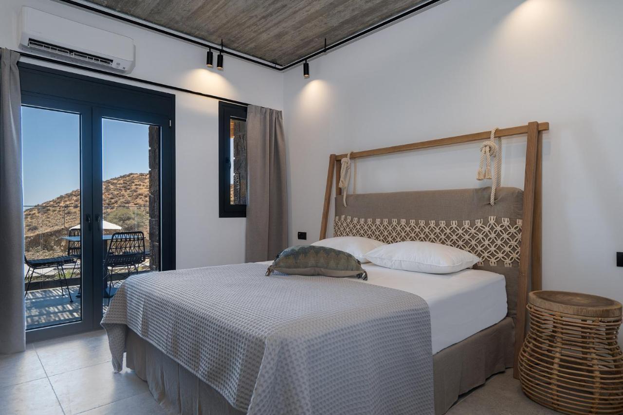 Celine Private Residences Léntas エクステリア 写真