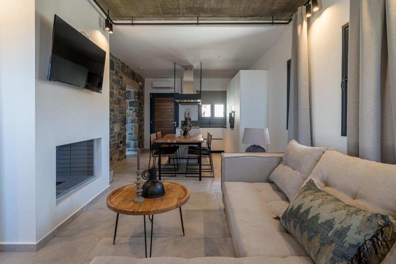 Celine Private Residences Léntas エクステリア 写真